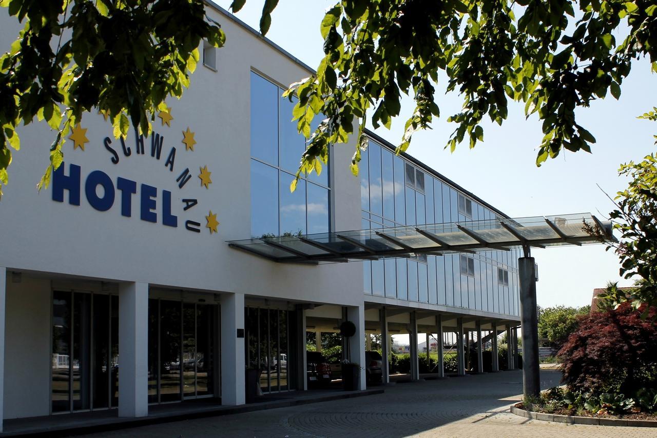 Hotel Schwanau Garni Bagian luar foto
