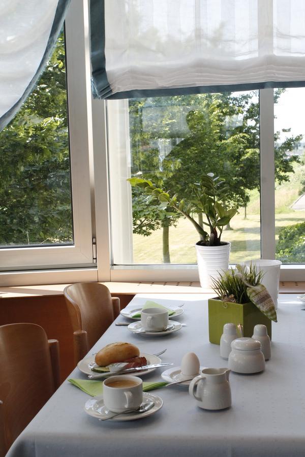 Hotel Schwanau Garni Bagian luar foto
