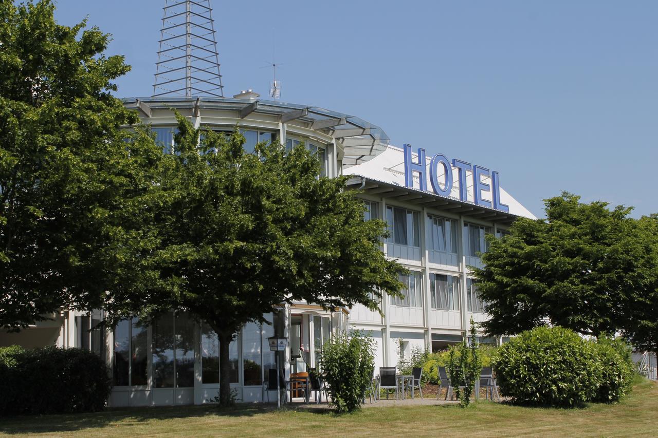 Hotel Schwanau Garni Bagian luar foto